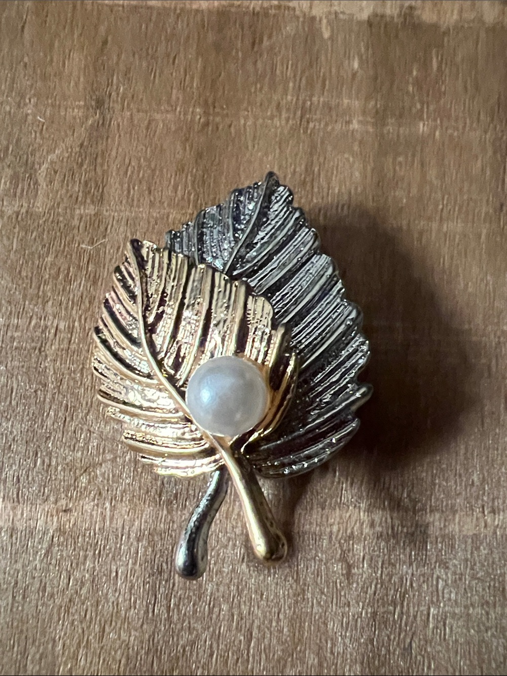 3/$18 Dual-Tone Leaf Brooch with Faux Pearl Accent - Gold & Silver Lot 6086
